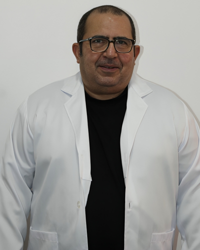 د. أكرم زكريا